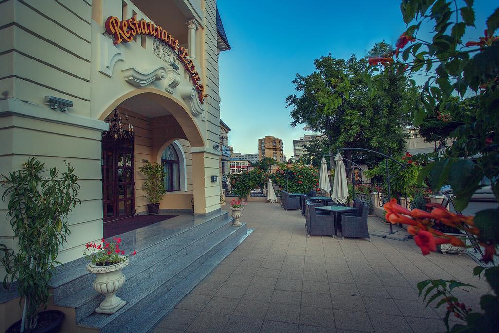 Hotel Eden Iasi Exterior photo